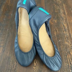 California Navy Tieks EUC size 10